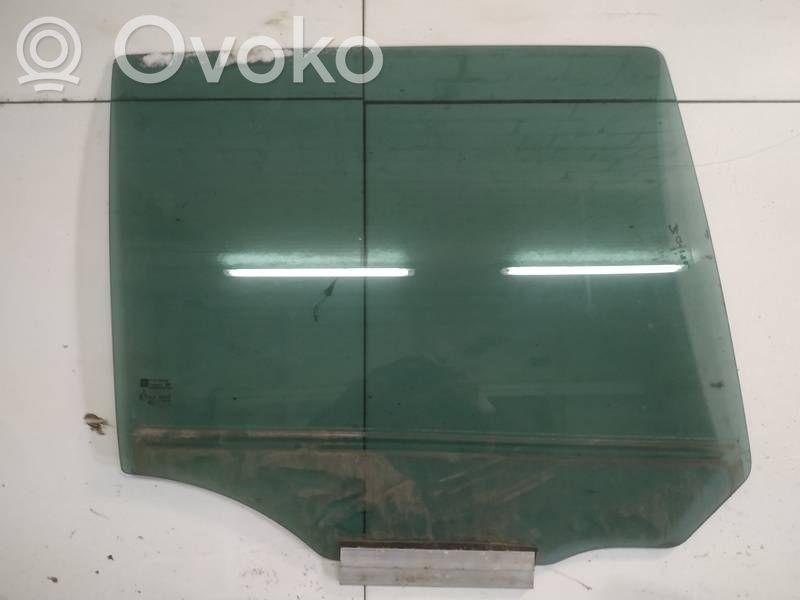 Opel Zafira B Vetro del finestrino della portiera posteriore