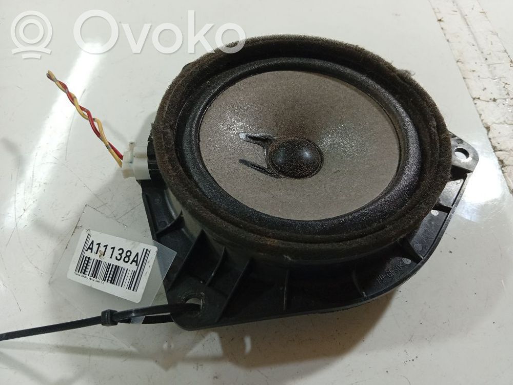 Toyota Corolla Verso AR10 Altoparlante portiera anteriore 