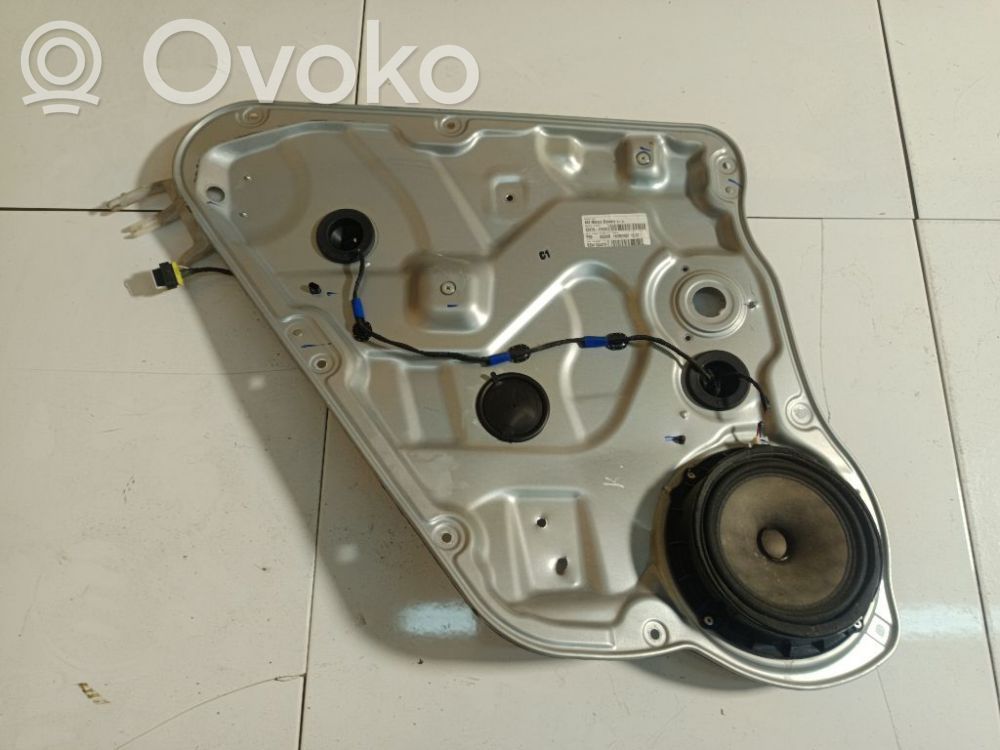 KIA Ceed Alzacristalli elettrico della portiera anteriore 