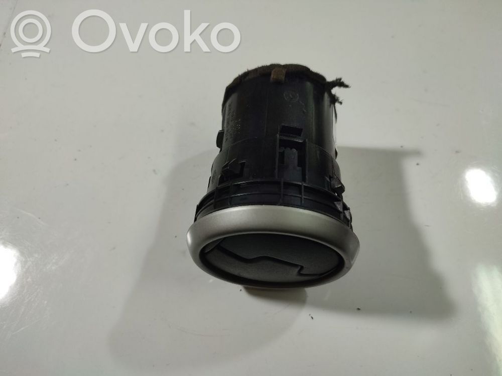 Nissan Qashqai Grilă ventilație centrală 