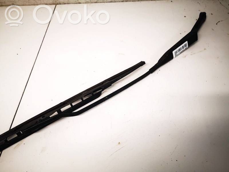 Brazo del limpiaparabrisas delantero   8D1955408A,8D1955408A