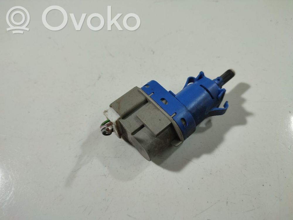 Brake pedal sensor switch