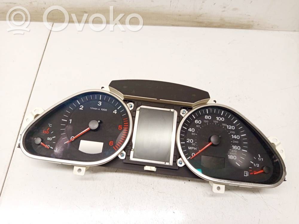 Audi Q7 4L Tachimetro (quadro strumenti) 