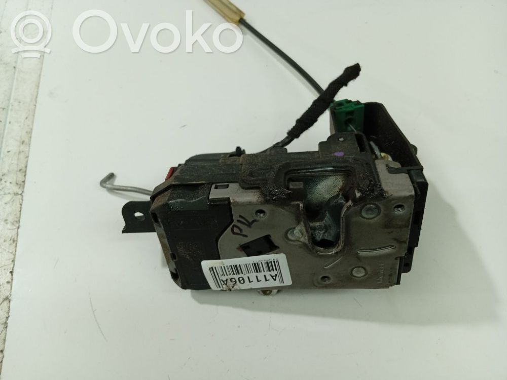 Opel Zafira B Etuoven lukko 