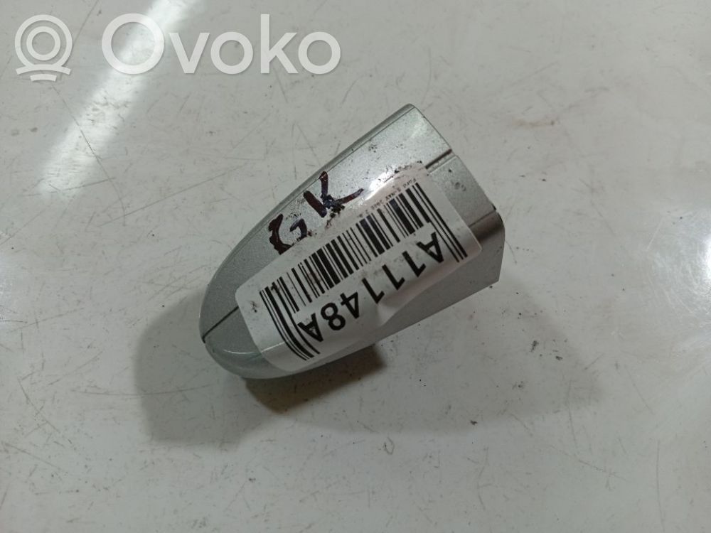 Lastausoven suojatulppa   6M21U218B08BCW,6M21U218B08BCW,6M21U218B08BCW