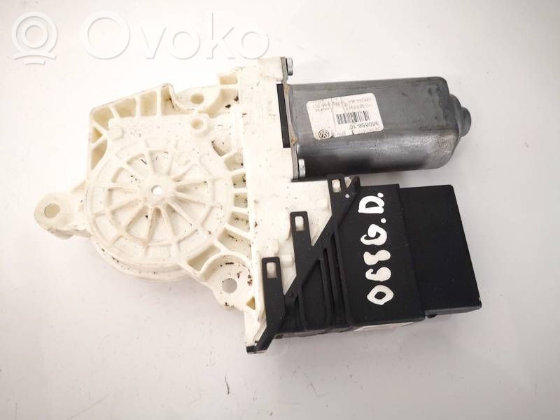 Volkswagen PASSAT B6 Motor macara geam ușă spate 