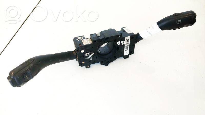 Audi A6 S6 C5 4B Leva/interruttore dell’indicatore di direzione e tergicristallo 