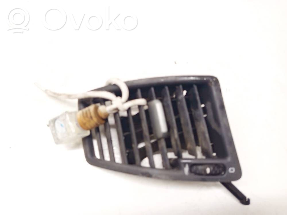 Volvo XC90 Griglia di ventilazione centrale cruscotto 