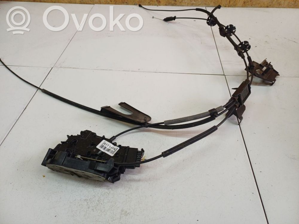 Ford Grand C-MAX Takaoven lukko 