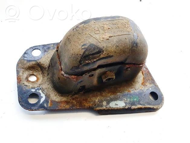 Volkswagen Jetta V Support de fixation de coffre/hayon