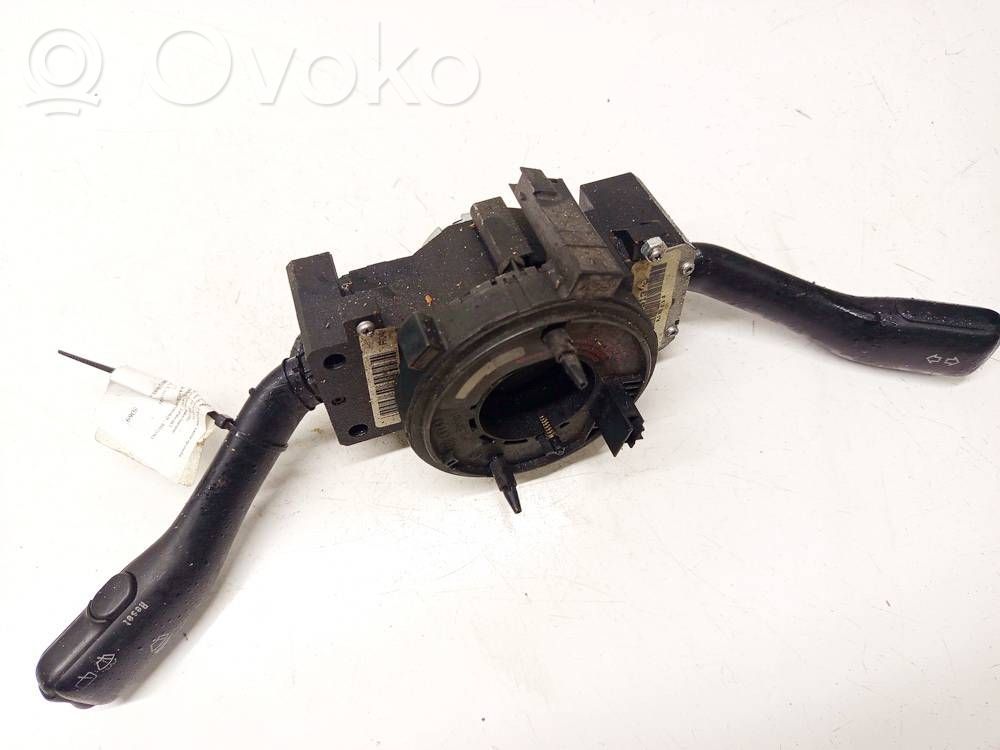 Volkswagen PASSAT B5 Manetka / Przełącznik kierunkowskazów wycieraczek