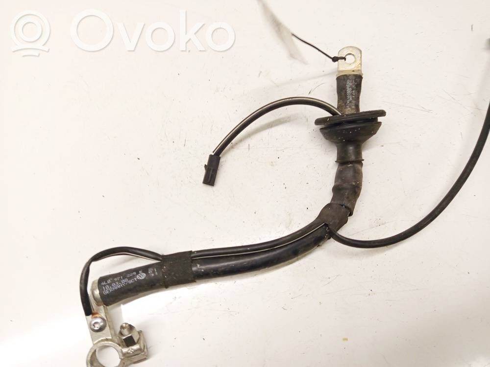 Audi Q7 4L Pluskabel Batterie 
