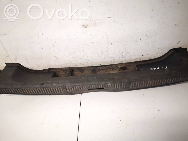 Skoda Roomster (5J) Autres éléments garniture de coffre