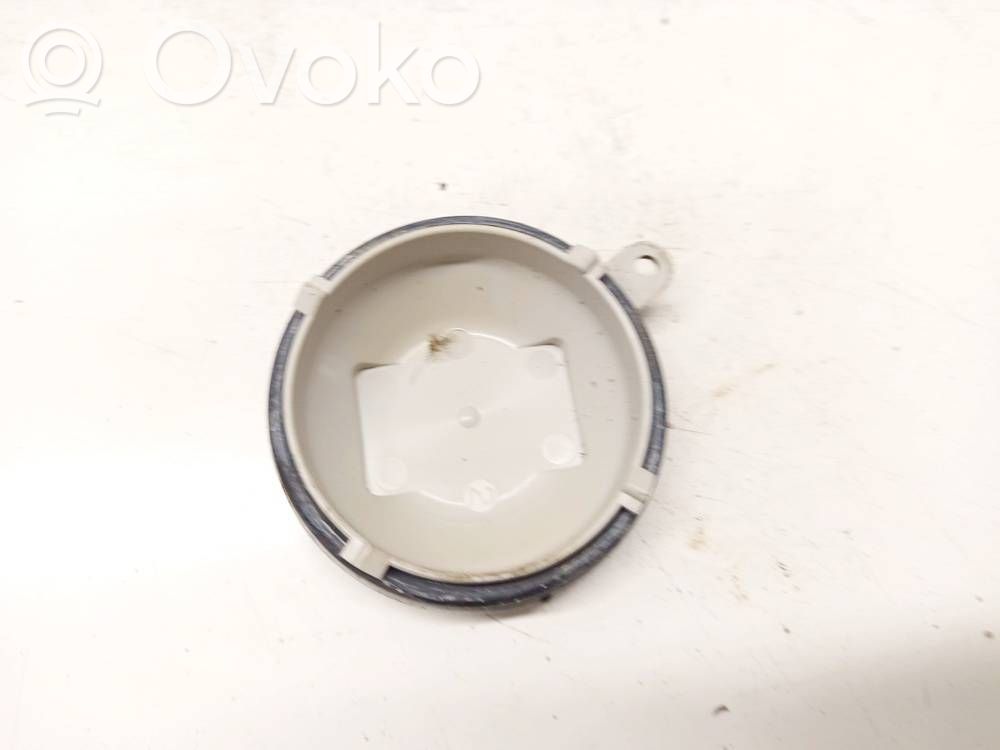 Cache-poussière de phare avant