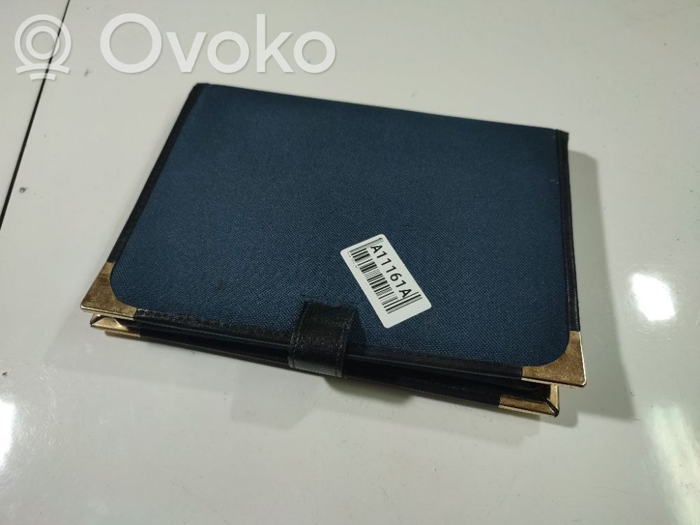 Carte/manual proprietar cu istoric service
