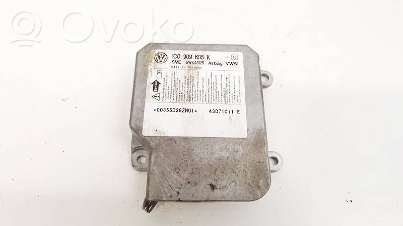 Skoda Praktik (5J8) Centralina/modulo airbag