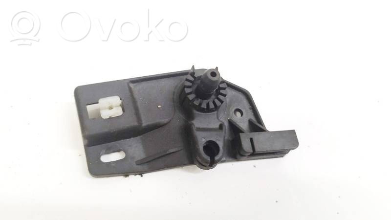 Skoda Praktik (5J8) Maniglia di rilascio del vano motore (cofano)