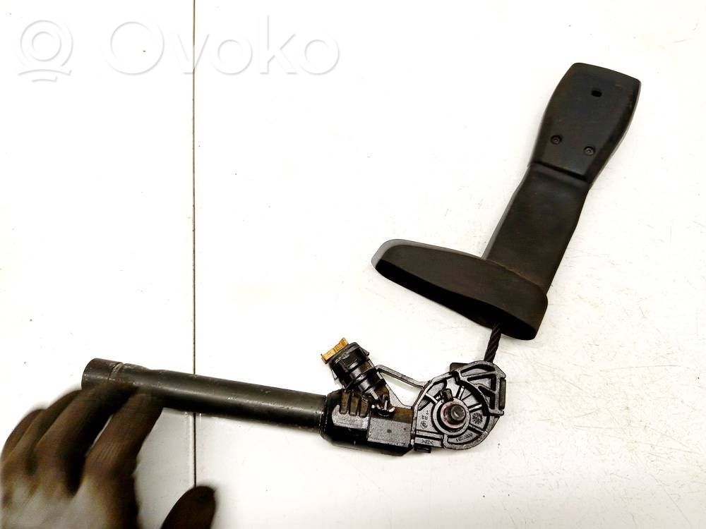 Hebilla del cinturón delantero