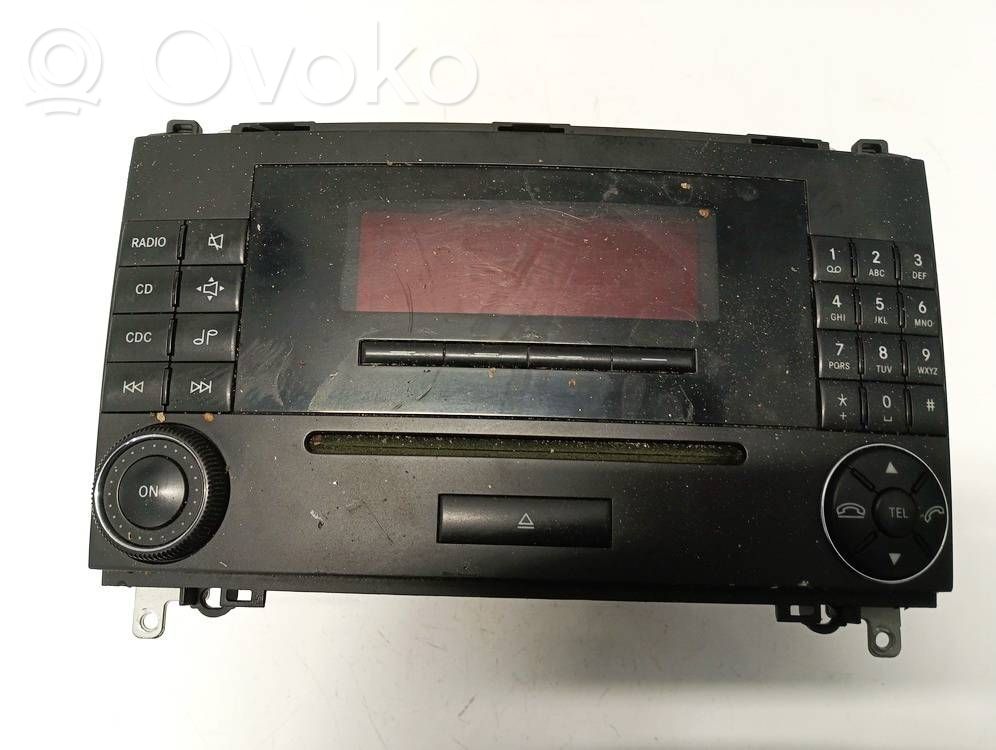 Mercedes-Benz B W245 Unitate principală radio/CD/DVD/GPS 