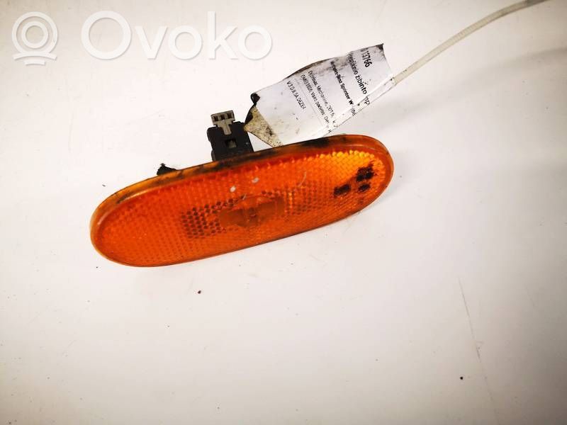 Mercedes-Benz Sprinter W906 Reflector spate 