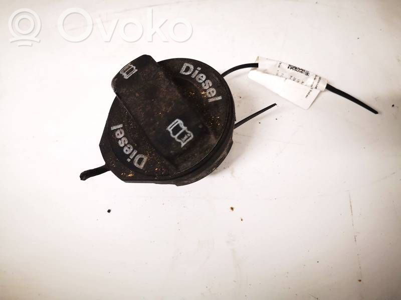 Skoda Octavia Mk2 (1Z) Korek wlewu paliwa