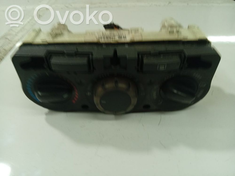 Opel Corsa D Panel klimatyzacji 