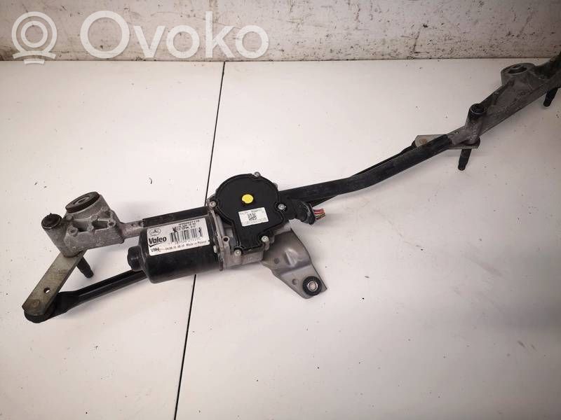 Mechanizm i silniczek wycieraczek szyby przedniej / czołowej   W000016831,A1768200010,A1768200010,W000016831