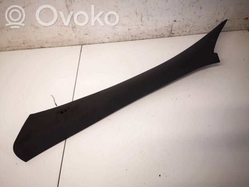 Mercedes-Benz A W176 Rivestimento montante (C)