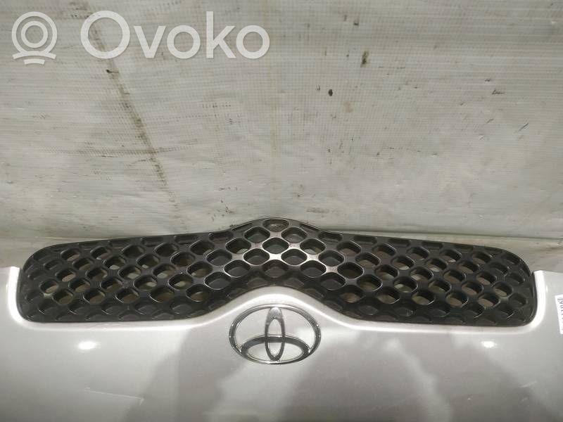 Toyota Yaris Grille de calandre avant