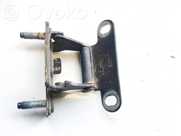 Tailgate/trunk/boot hinge   5115749AFA,5115749AFA,5115749AFA