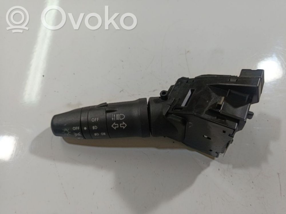 Commodo de clignotant   25540AV600,25540AV600