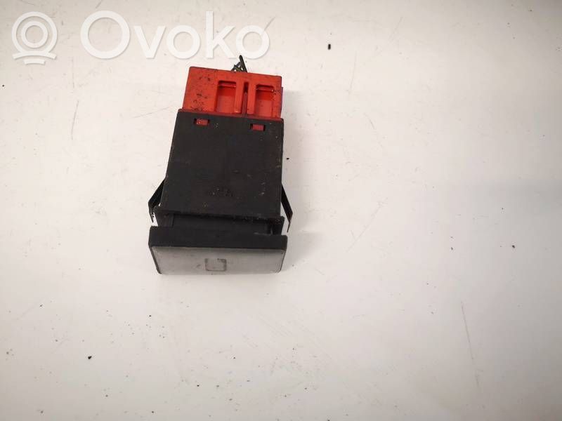 Volkswagen PASSAT B5.5 Interruttore ESP (controllo elettronico della stabilità)