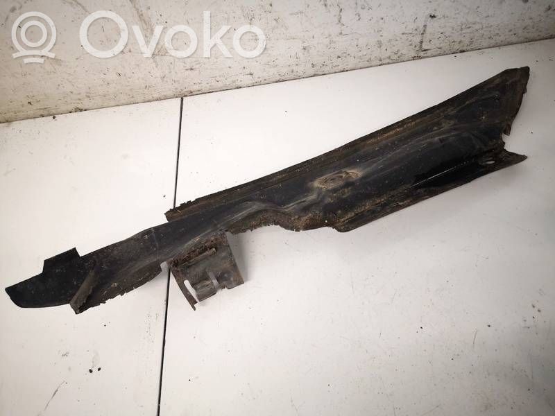 Volkswagen PASSAT B5.5 Altra parte esteriore 