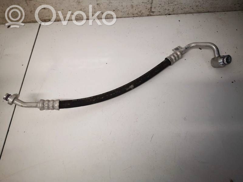 Ilmastointilaitteen putki (A/C)   1EA816721,1EA816721