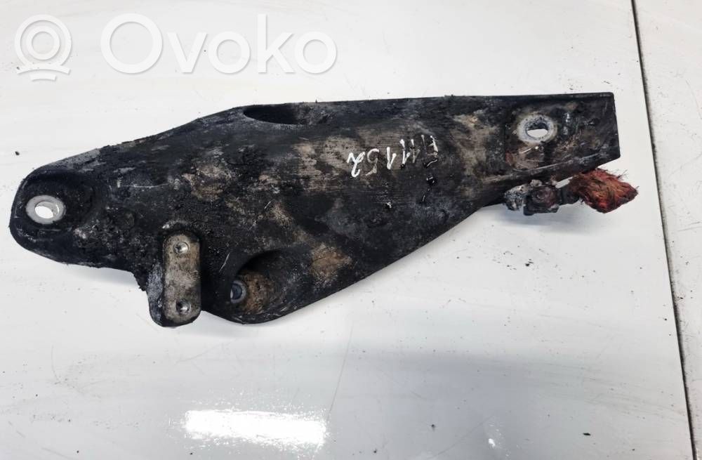 BMW X5 E70 Engine mounting bracket 