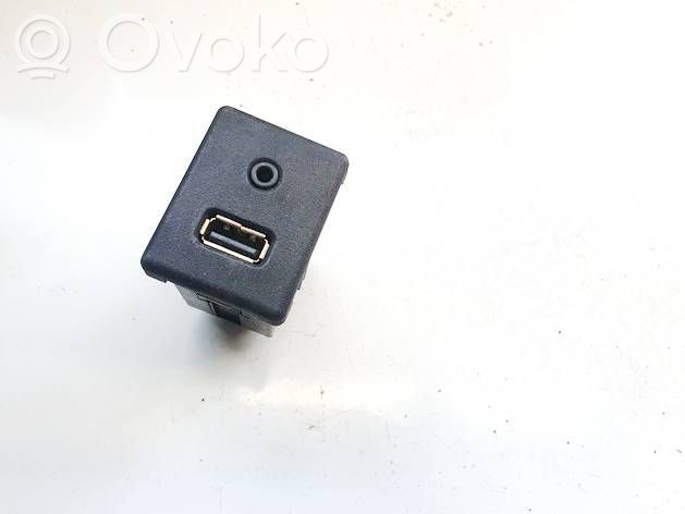 Priză USB   P20868798,NAL1120209F5,NAL1120209F5,P20868798