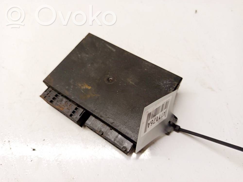 Inne komputery / moduły / sterowniki   8067512,16370762,16370762,8067512
