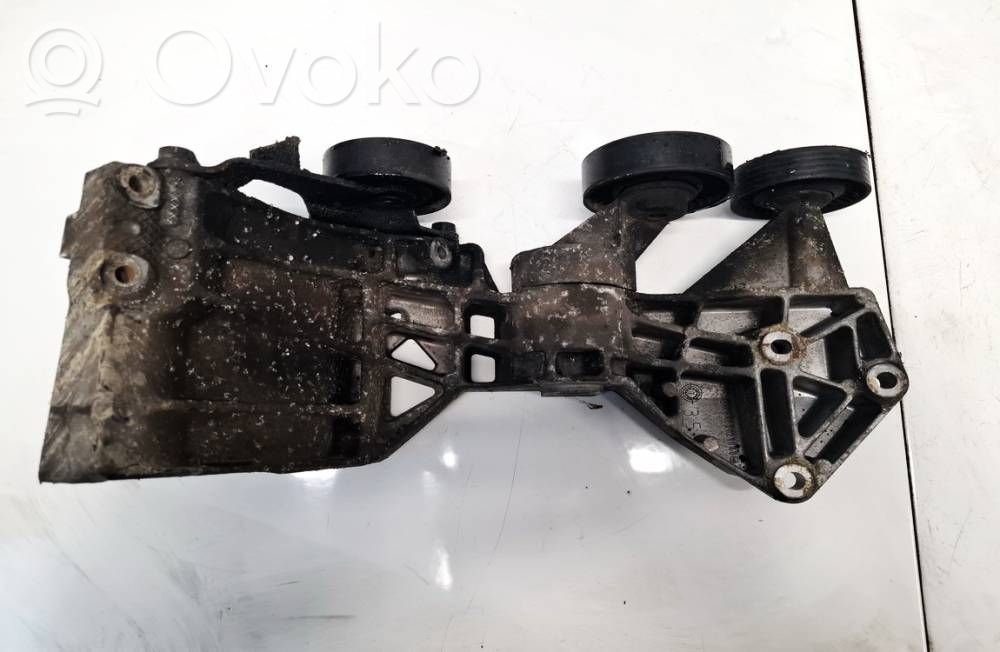 Mercedes-Benz A W169 Suport motor 
