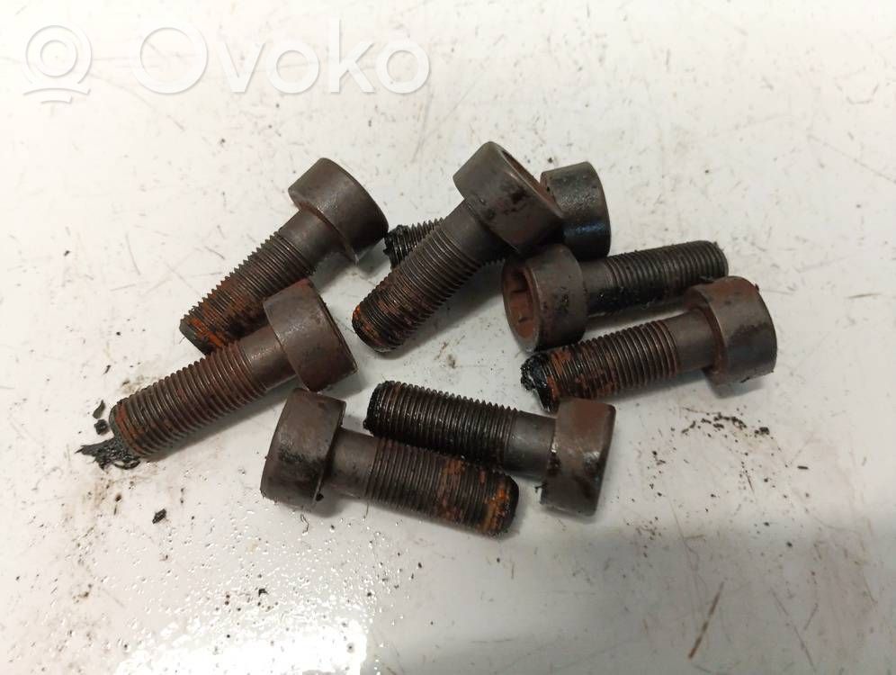Tuercas/tornillos