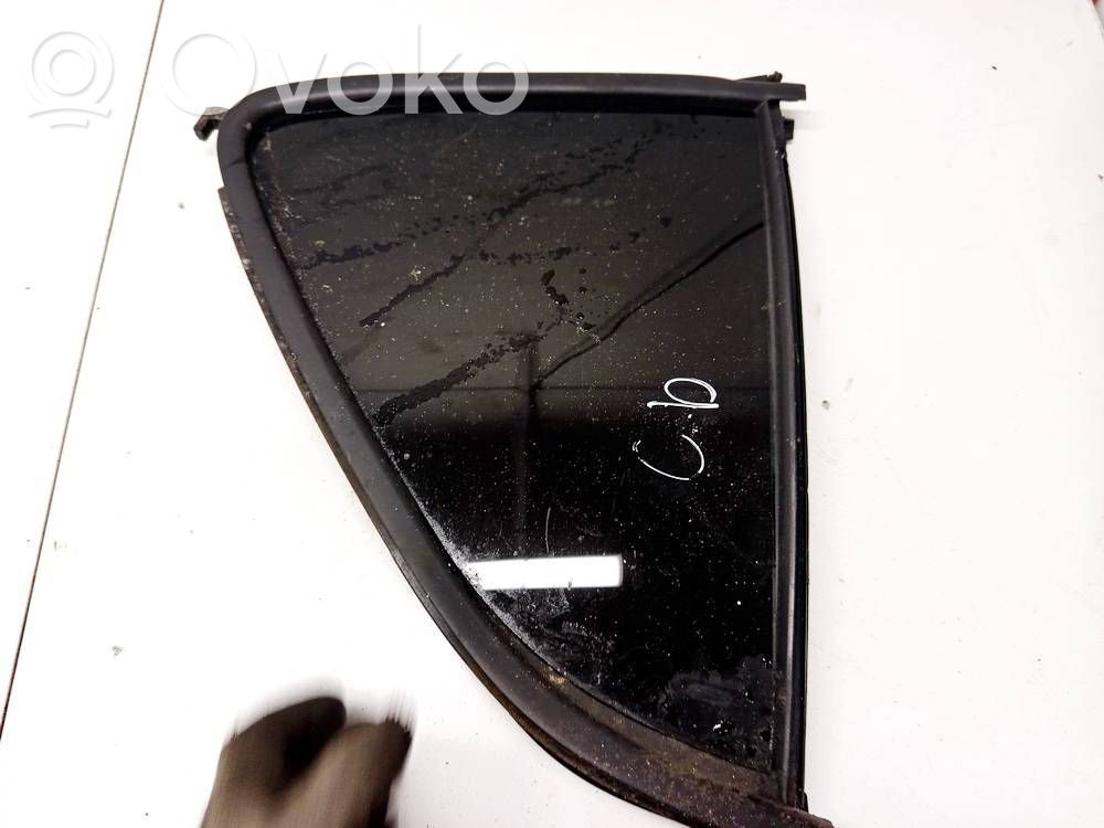 Opel Agila B Ventanilla de ventilación de la puerta trasera 
