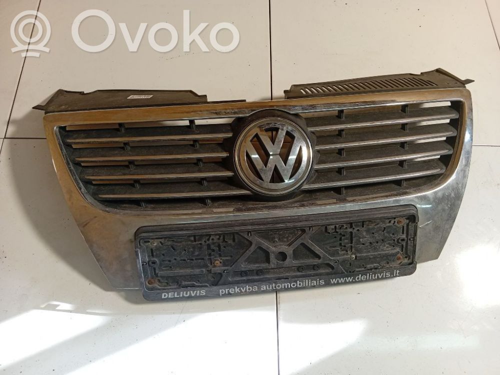 Volkswagen PASSAT B6 Etusäleikkö 