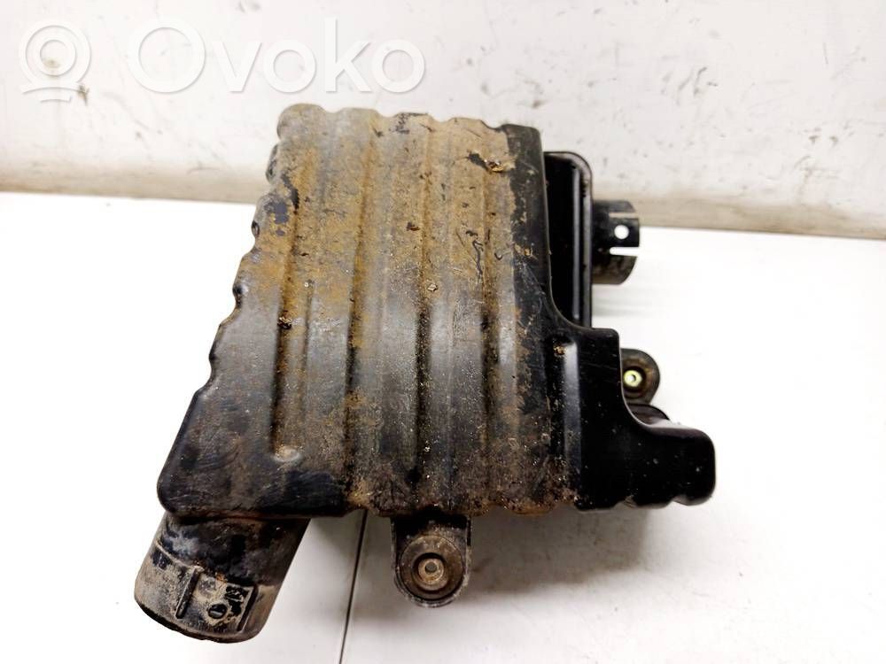 Ford Mondeo Mk III Obudowa filtra powietrza 