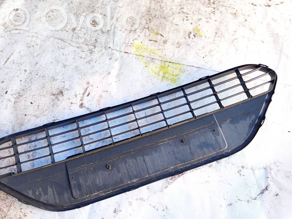 Ford Focus Grilă inferioară bară față