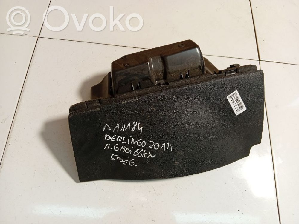Handschuhfach   723706,04157T06,723706,9680927277