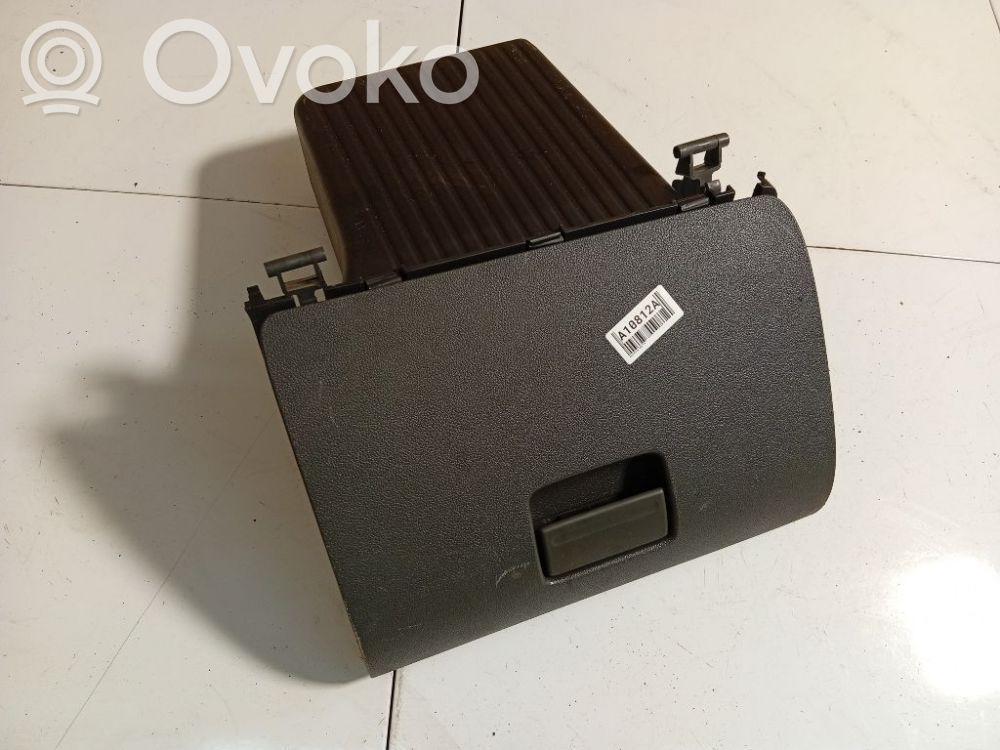 Ford Focus Glove box 
