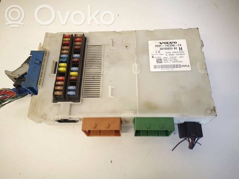 Volvo V70 Comfort/convenience module 