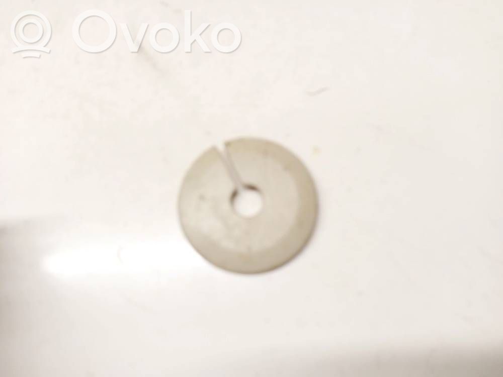 Opel Insignia B Kita salono detalė 