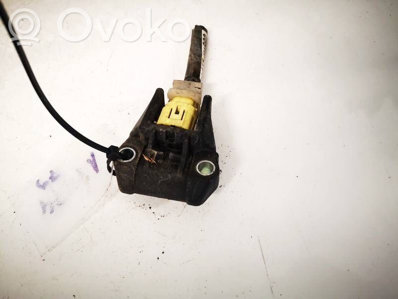 Toyota RAV 4 (XA20) Czujnik uderzenia Airbag 