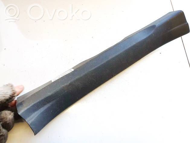 Toyota Auris 150 Capac prag spate