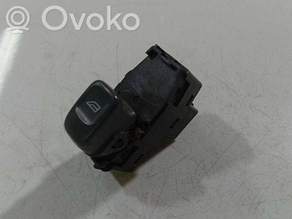 Interruptor del elevalunas eléctrico   9472275,00W265,9472275